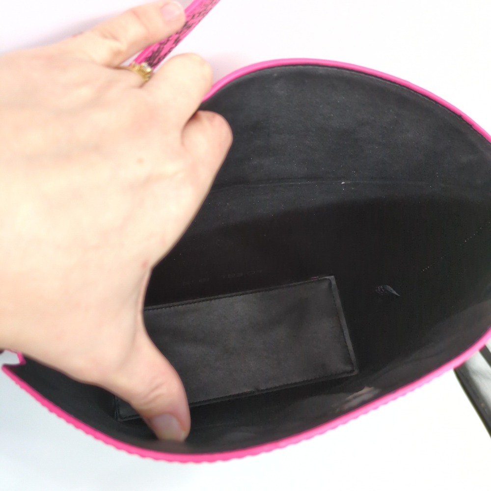 French‎ Connection Lucy Neon Pink Snakeskin Bucket Crossbody Bag NWT - Picture 10 of 11